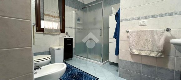 Квартира с 2 спальнями в Мезанье, Италия № 58769 10