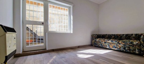 1 bedroom Apartment in Rome, Italy No. 333616 5