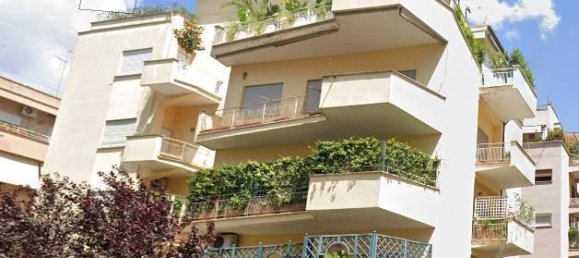 1 bedroom Apartment in Rome, Italy No. 333616 17