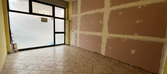 Коммерческая недвижимость с 2 комнатами в Римини, Италия № 329022 15