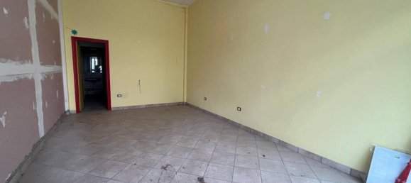 Коммерческая недвижимость с 2 комнатами в Римини, Италия № 329022 6