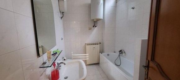 5 rooms Apartment in Rome, Italy No. 200734 19