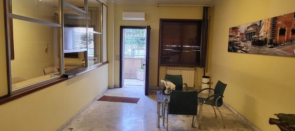 5 rooms Apartment in Rome, Italy No. 200734 14