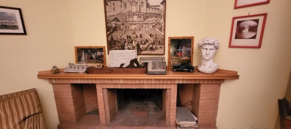 5 rooms Apartment in Rome, Italy No. 200734 5