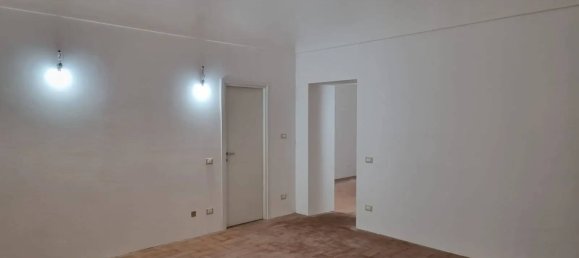 Офис с 3 комнатами в Пигаццано, Италия № 84240 3