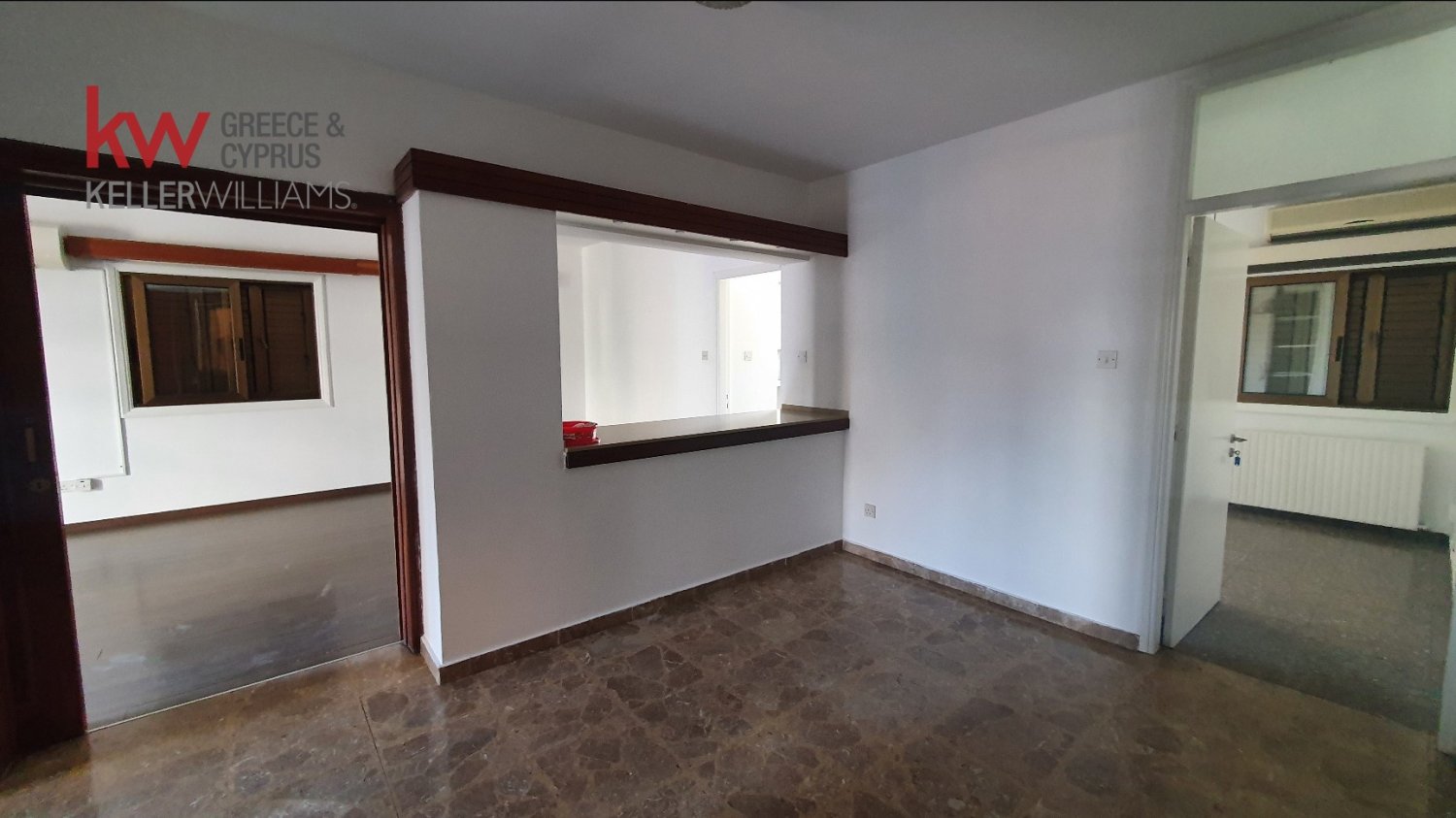 4 bedrooms Apartment in Nicosia, Cyprus No. 25869