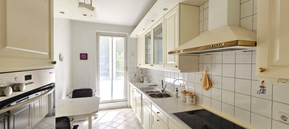 Apartamento de 3 habitaciónes en Baden-Baden, Germany No. 12250 7