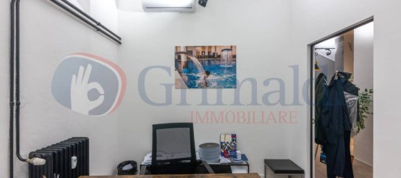 3 rooms Office in Milan, Italy No. 260743 2