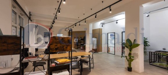 3 rooms Office in Milan, Italy No. 260743 7