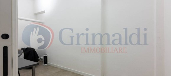 3 rooms Office in Milan, Italy No. 260743 12