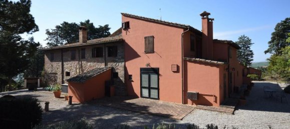 16 bedrooms House in Castiglione del Lago, Italy No. 58479 14