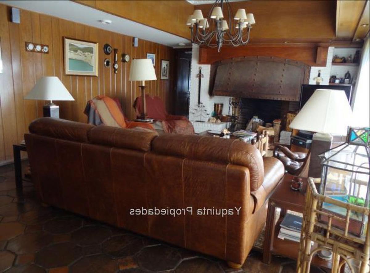 6 غرف نوم منزل في Montevideo, Uruguay رقم 8561