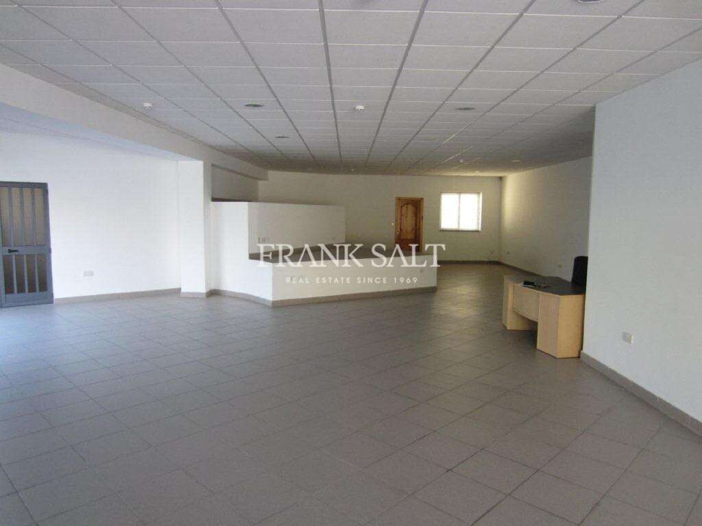 Oficina en Naxxar, Malta 206 m² No. 12906