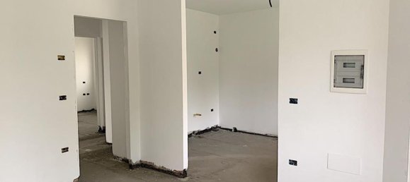 9 rooms House in Morgano, Italy No. 115468 3