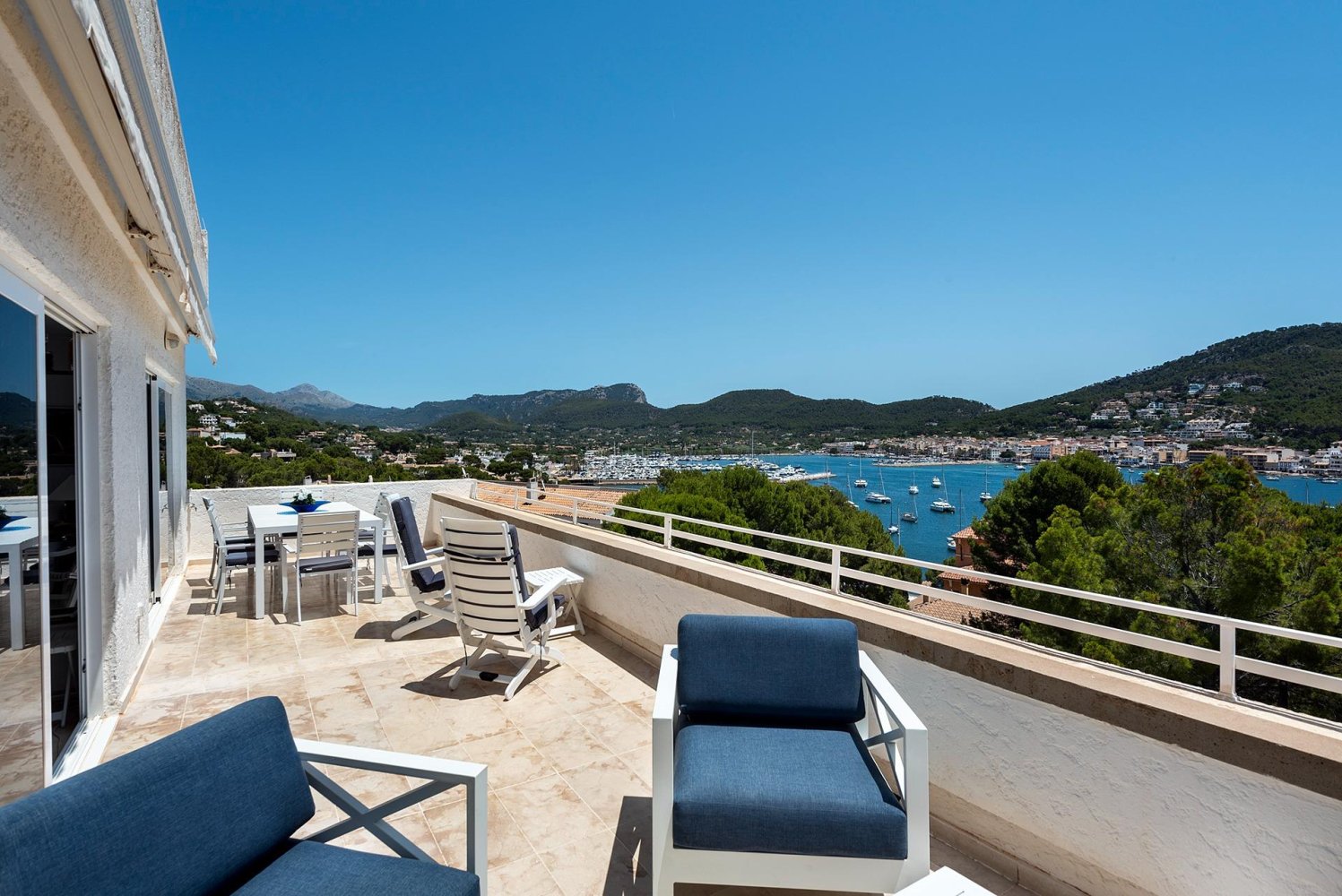 5 bedrooms Penthouse in Andratx, Spain No. 165562