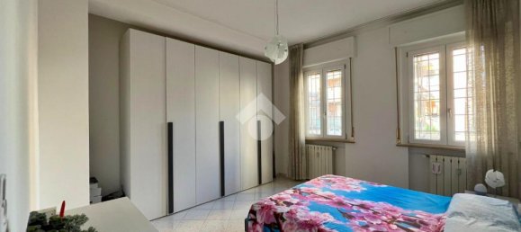 2 bedrooms Apartment in Mantua, Italy No. 378842 3