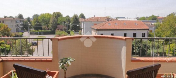 2 bedrooms Apartment in Rolo, Italy No. 157654 3