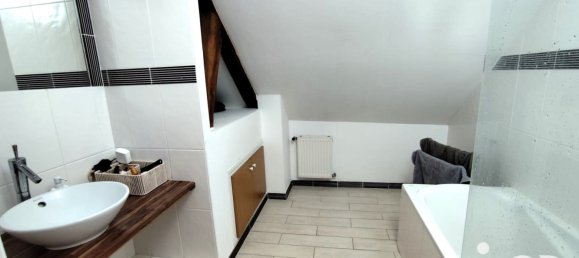 Casa de 3 dormitorios en Corancez, France No. 50226 6