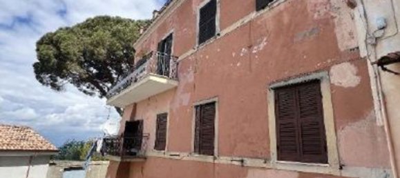 10غرفة منزل في Monte Porzio Catone, Italy رقم 15198 3