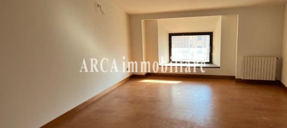 5 rooms Apartment in Pietrasanta, Italy No. 158065 14