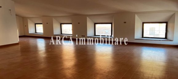 5 rooms Apartment in Pietrasanta, Italy No. 158065 6