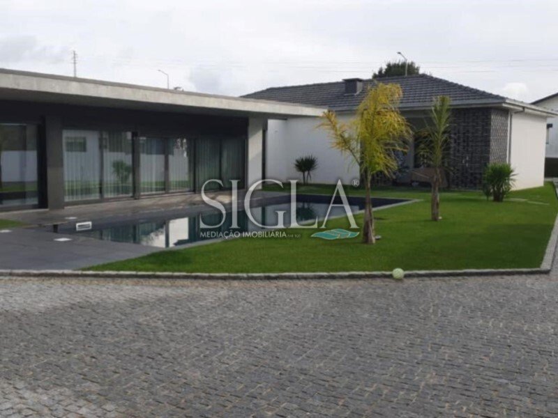 3 bedrooms Villa in Arcozelo, Portugal No. 332936