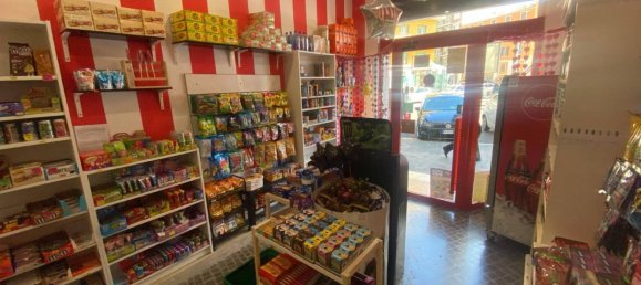 Коммерческая недвижимость с 1 комнатой в Рим, Италия № 111972 5