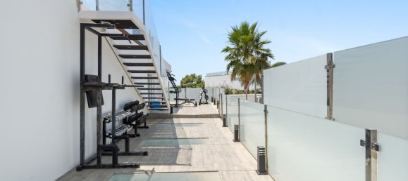 Villa de 5 dormitorios en Marbella, Spain No. 147003 10