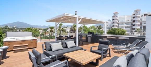 Villa de 5 dormitorios en Marbella, Spain No. 147003 15