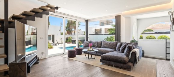 Villa de 5 dormitorios en Marbella, Spain No. 147003 30