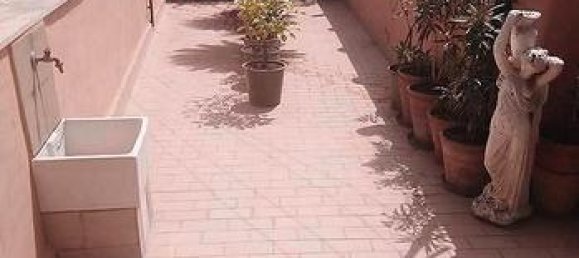 5-salle Appartement à Catania, Italy No. 260379 5