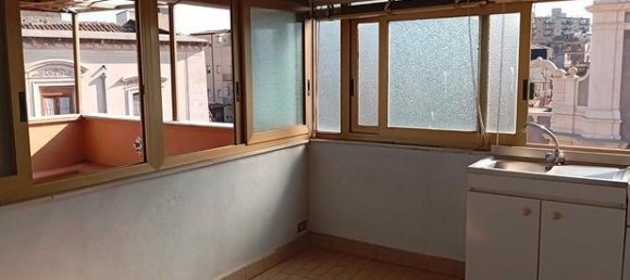 5-salle Appartement à Catania, Italy No. 260379 3