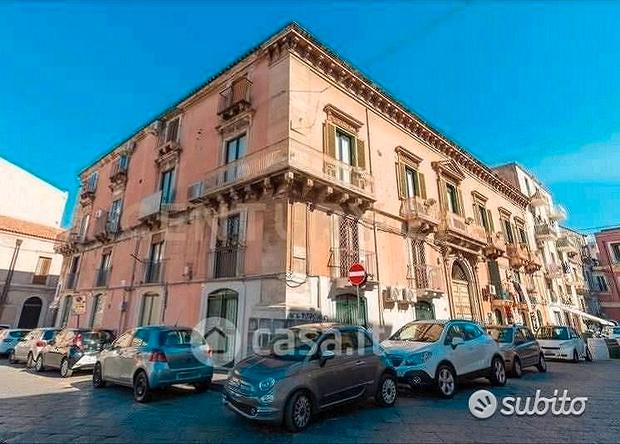5-salle Appartement à Catania, Italy No. 260379