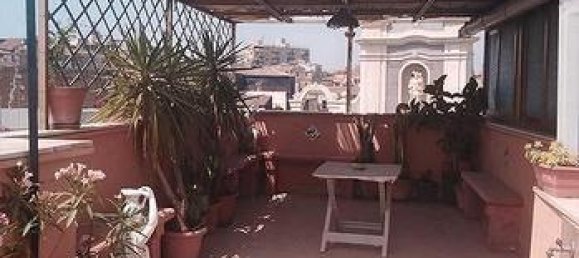 5-salle Appartement à Catania, Italy No. 260379 4