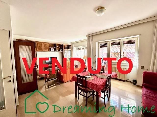 5 rooms Apartment in Rome, Italy No. 27103