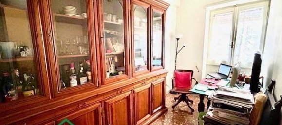 5 rooms Apartment in Rome, Italy No. 27103 24