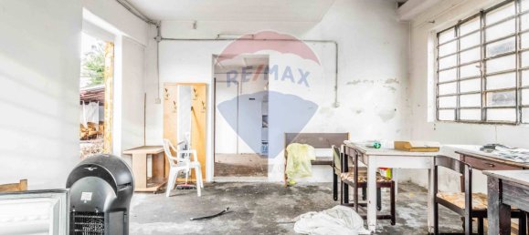 4 bedrooms House in Fagnano Olona, Italy No. 54849 11