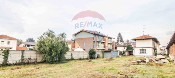 4 bedrooms House in Fagnano Olona, Italy No. 54849 18