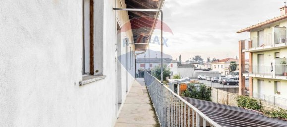 4 bedrooms House in Fagnano Olona, Italy No. 54849 7