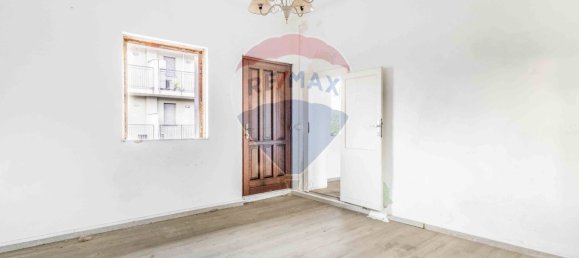 4 bedrooms House in Fagnano Olona, Italy No. 54849 6