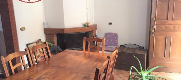 Квартира с 3 комнатами в Монтеварки, Италия № 232011 17