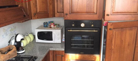 Квартира с 3 комнатами в Монтеварки, Италия № 232011 11