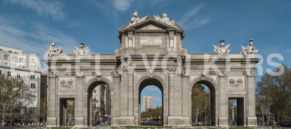 4 chambres Appartement à Madrid, Spain No. 27226 13