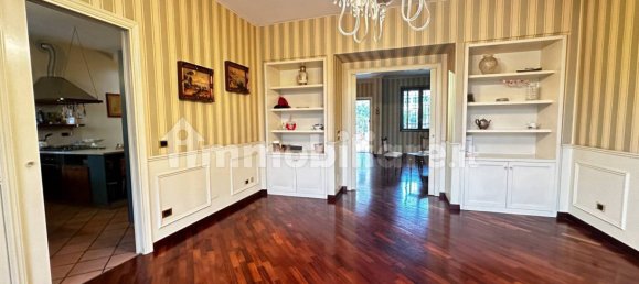 Вилла с 6 спальнями в Казерта, Италия № 319201 10