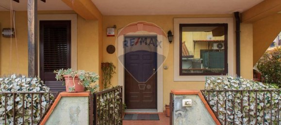 6 rooms House in Belpasso, Italy No. 42597 3