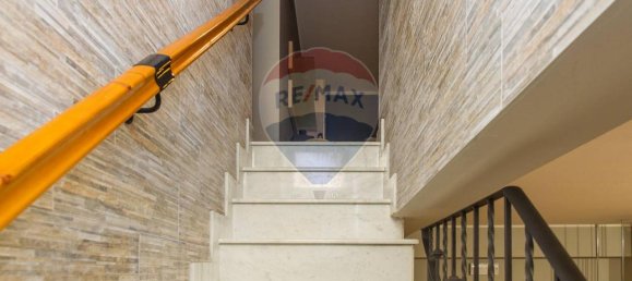 6 rooms House in Belpasso, Italy No. 42597 21