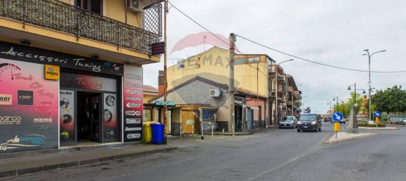 6 rooms House in Belpasso, Italy No. 42597 29