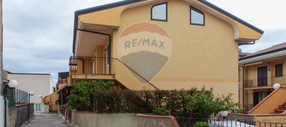 6 rooms House in Belpasso, Italy No. 42597 39