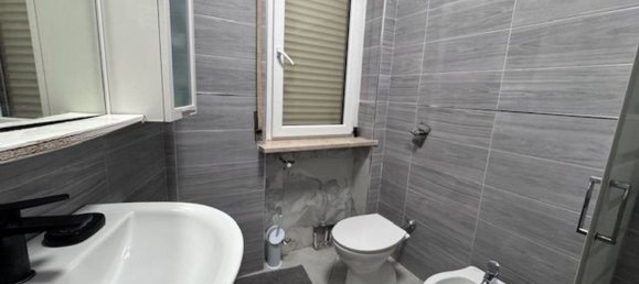 4-salle Appartement à Vigevano, Italy No. 182843 25