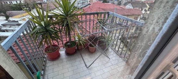 4-salle Appartement à Vigevano, Italy No. 182843 19